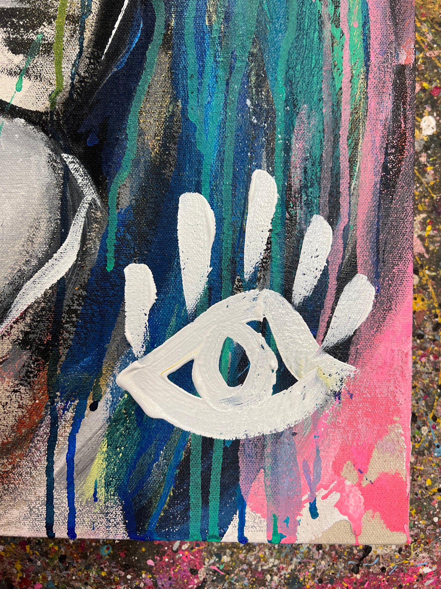 Don’t focus. Life is giving / Lion / September 2023