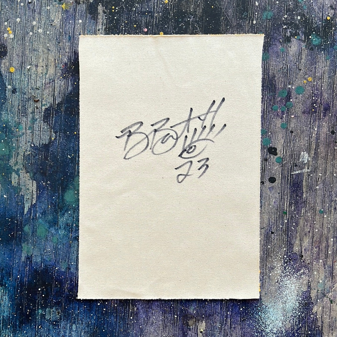 Small steps / mantra / gold / July 2023