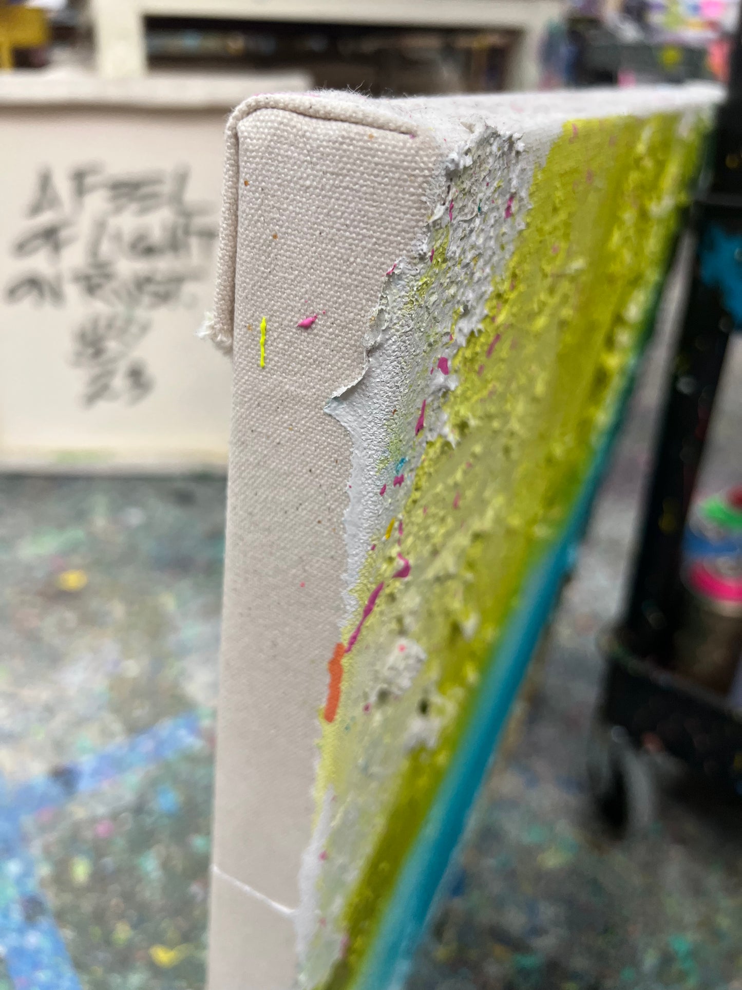 A smell of dust and rain / abstract / July 2023