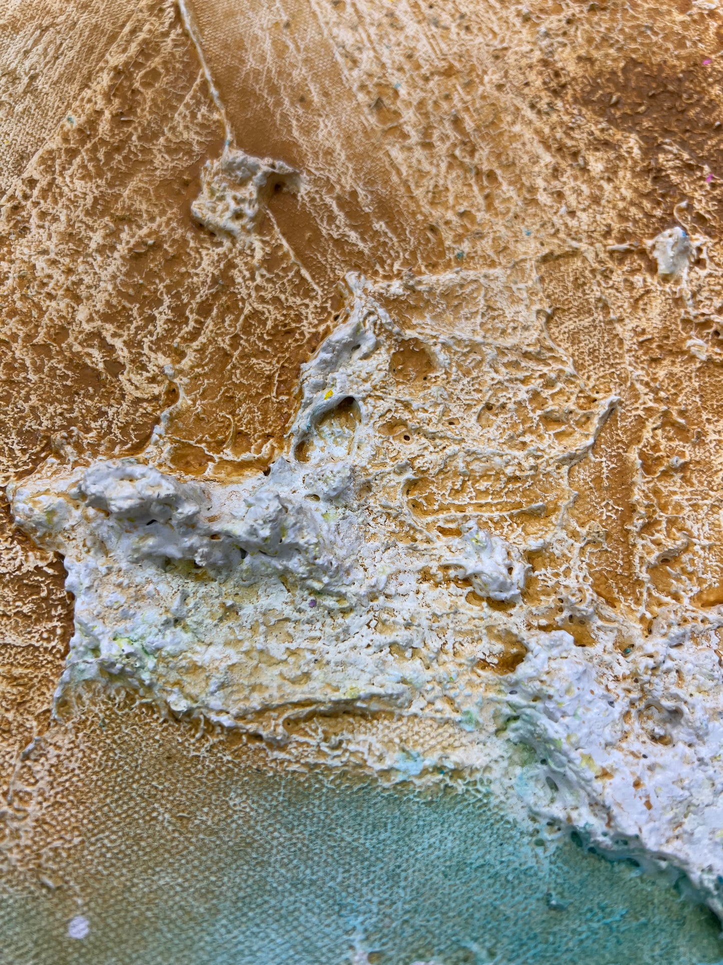 A feel of light on rust / abstract / July 2023