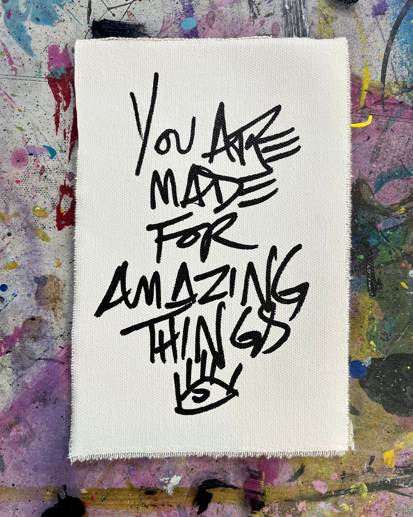 Amazing things / Black & white pocket art / July 2023
